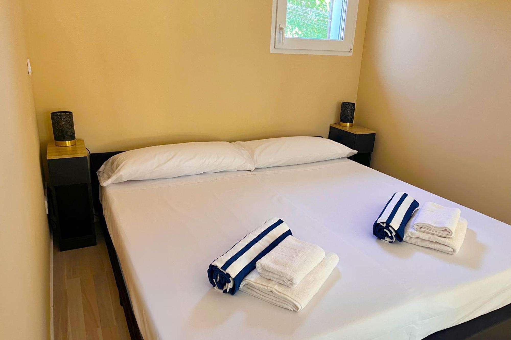 Fee4Me Cabin With Pool And Garden San Martín de la Vega Exteriör bild