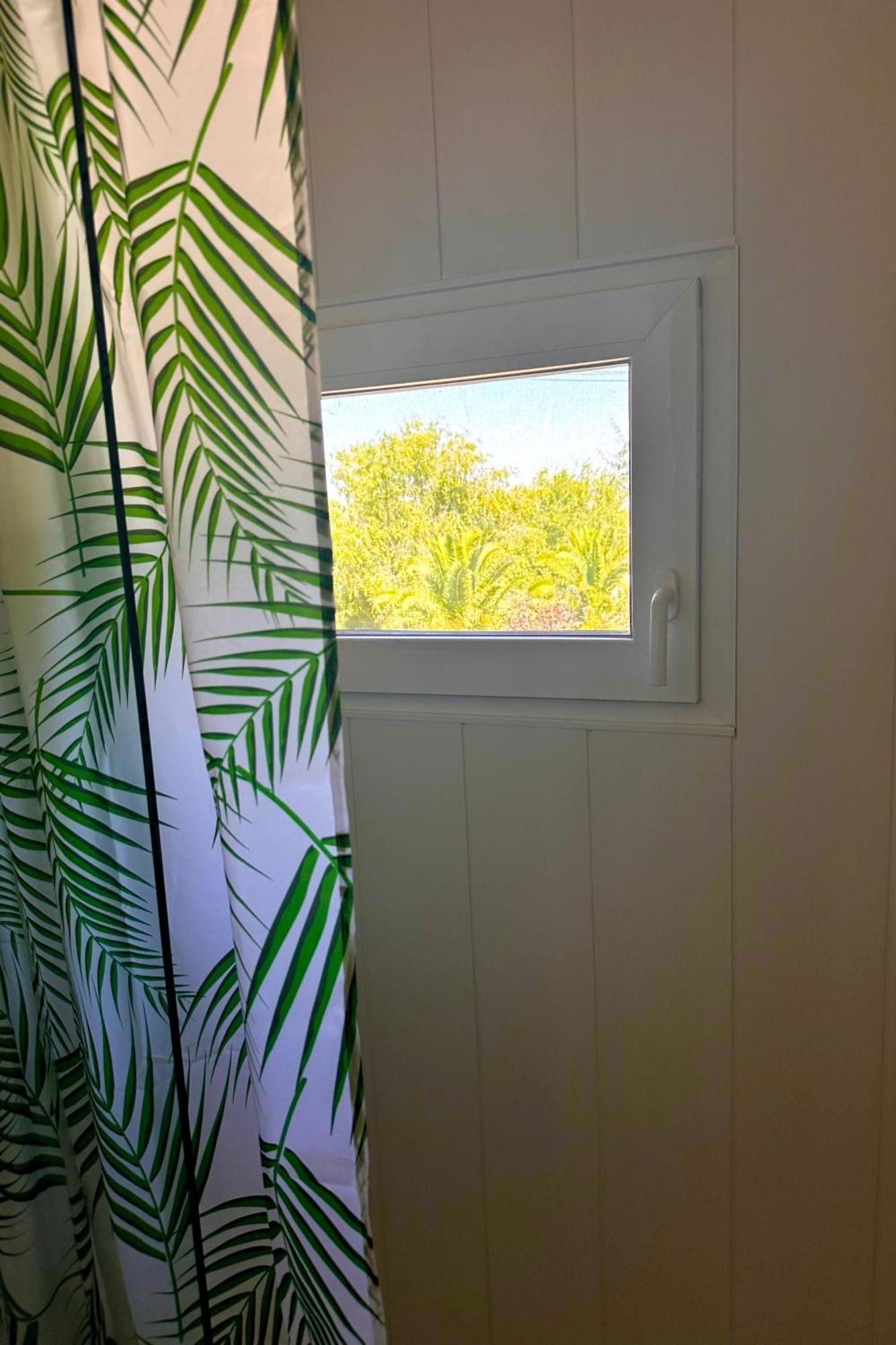 Fee4Me Cabin With Pool And Garden San Martín de la Vega Exteriör bild